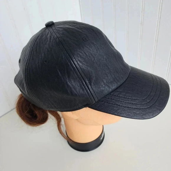 A New Day Fitted Faux Leather Hat Black One Size Te Textured 6 Panel Blank - Picture 5 of 9